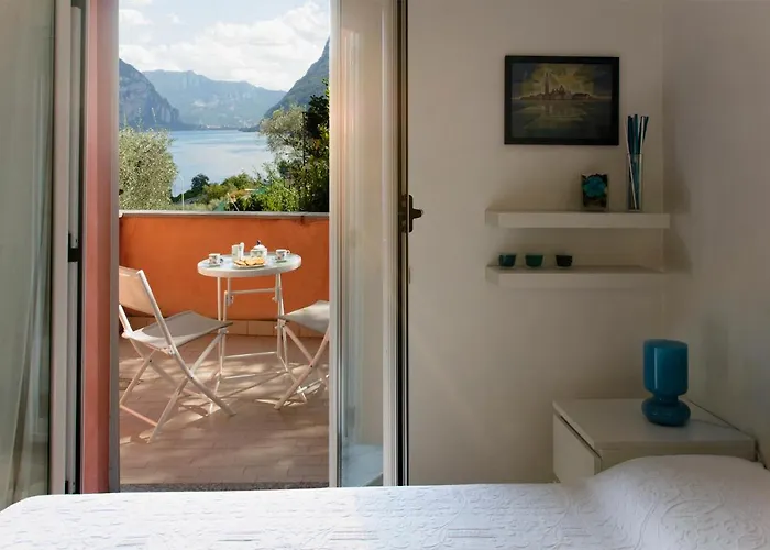 アパート Ca' Eli 2 Oliveto Lario