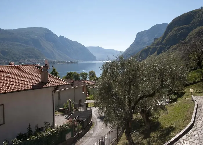 Ca' Eli 2 Oliveto Lario