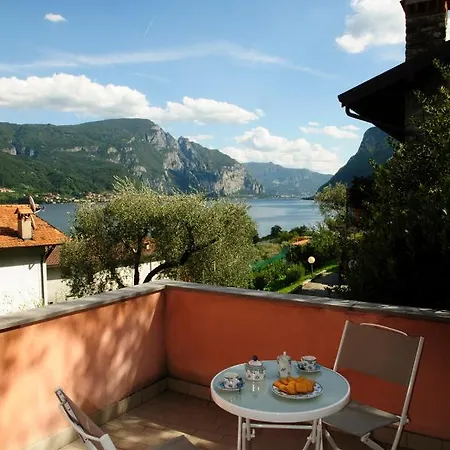 アパート Ca' Eli 2 Oliveto Lario